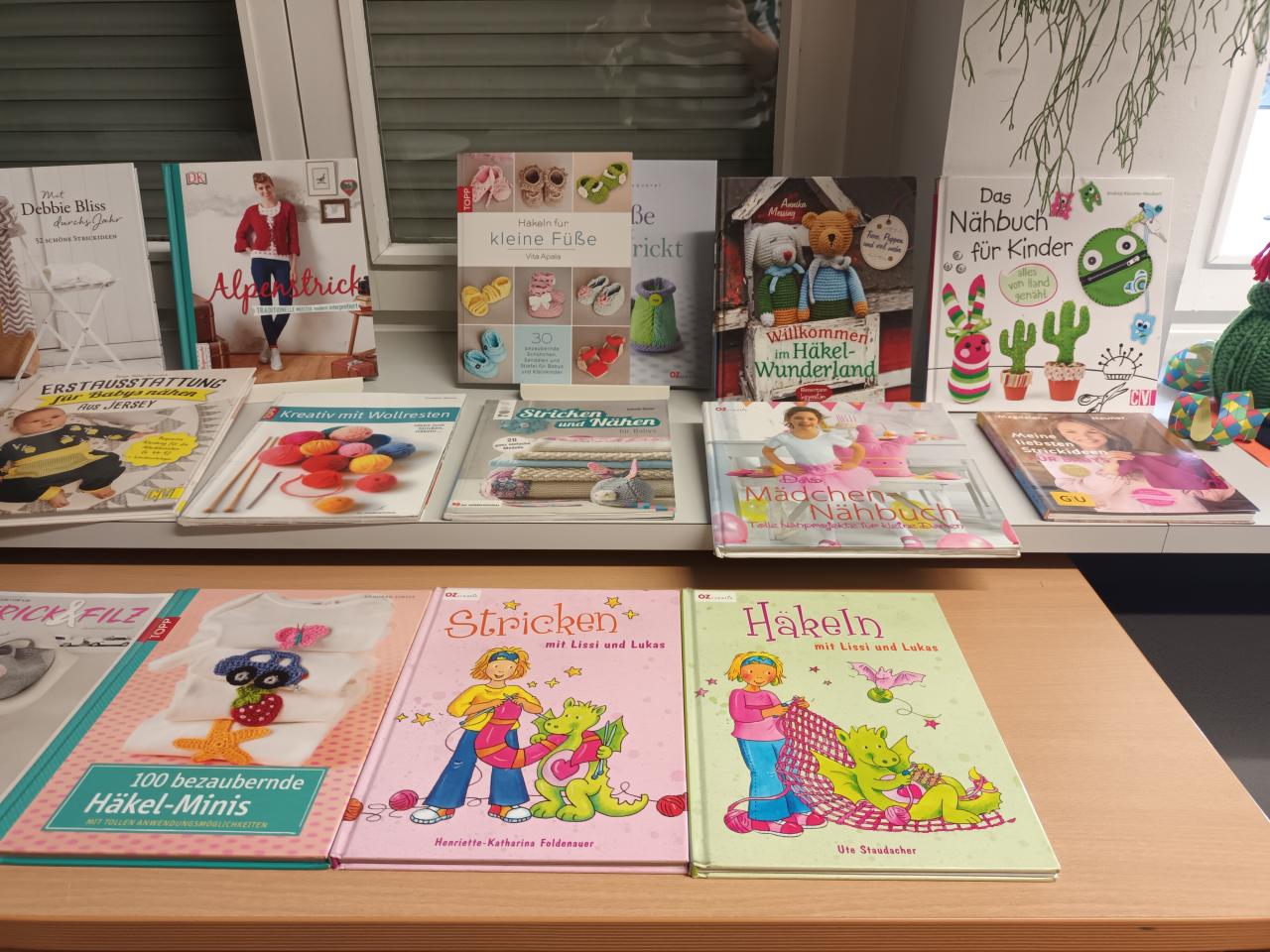 Handarbeitsbücher
