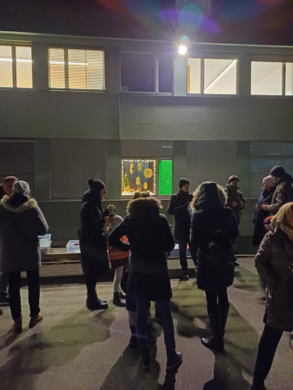 Besucher Adventfenster